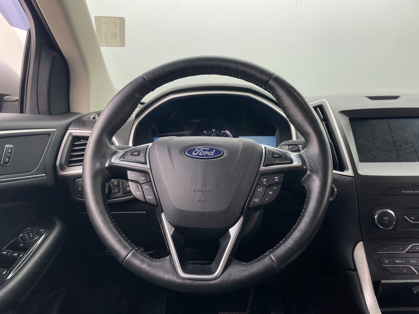 Thumbnail: 2019 Ford Edge - 5