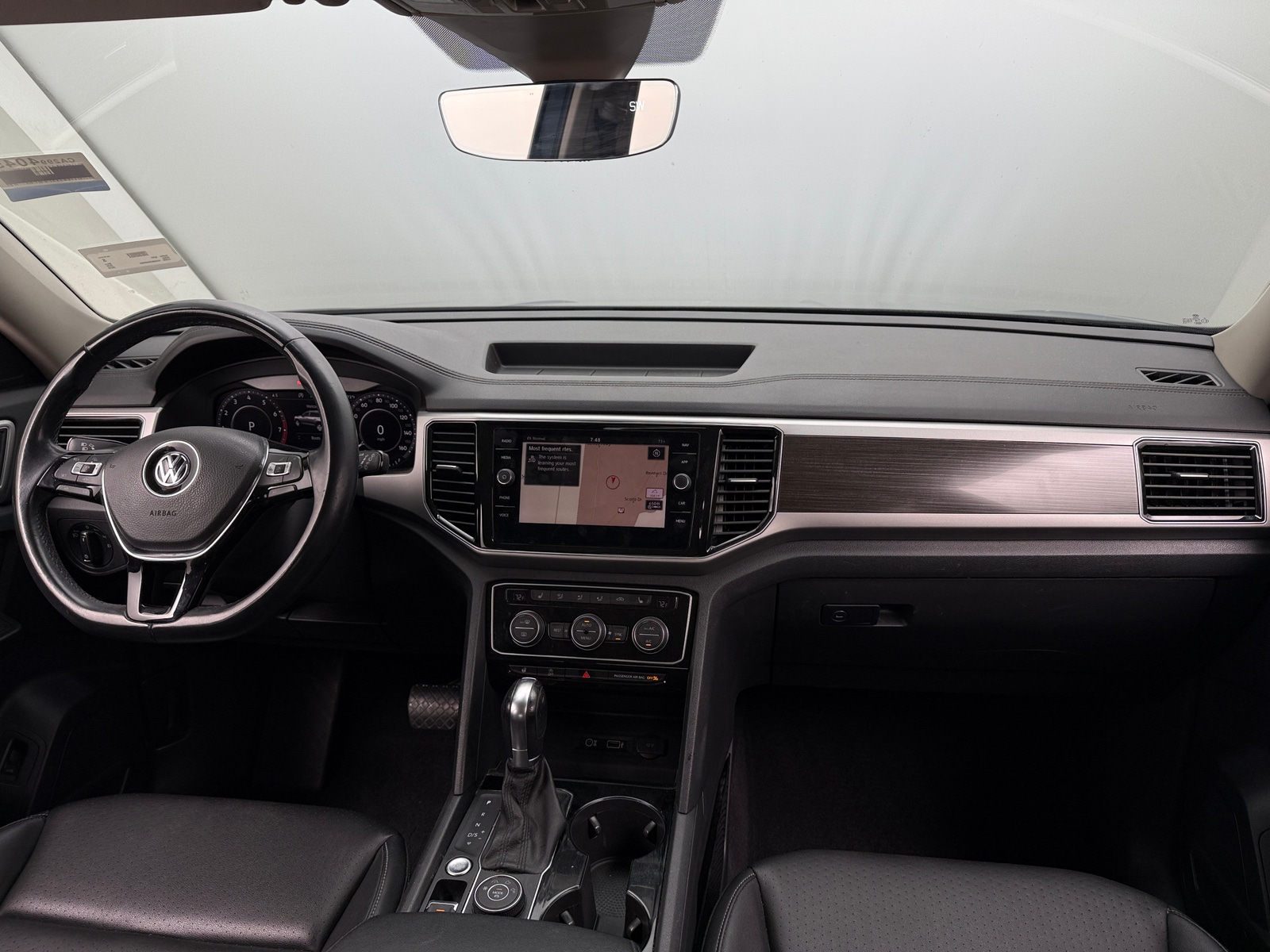 Thumbnail: 2019 Volkswagen Atlas - 2