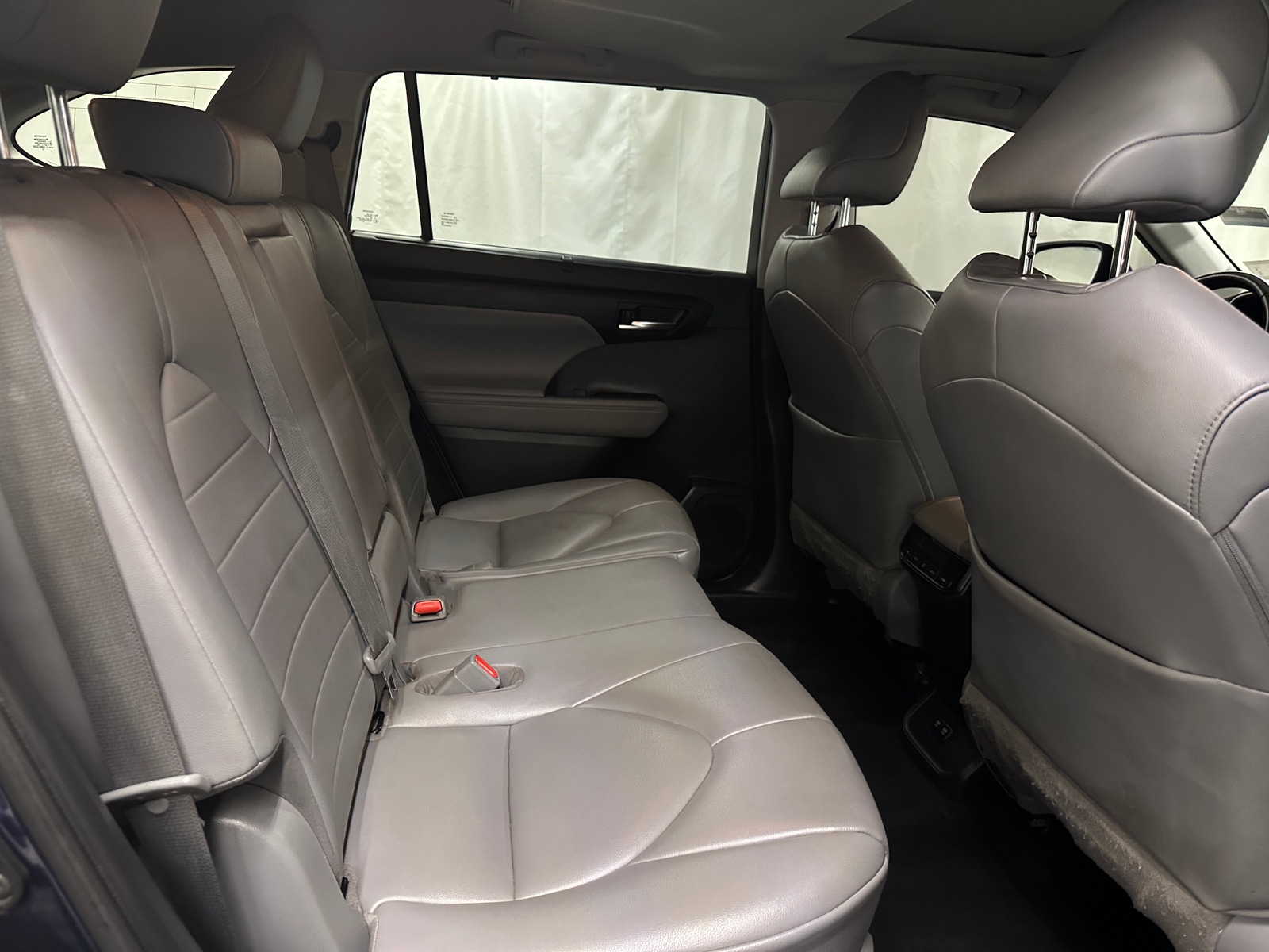 Thumbnail: 2020 Toyota Highlander - 5