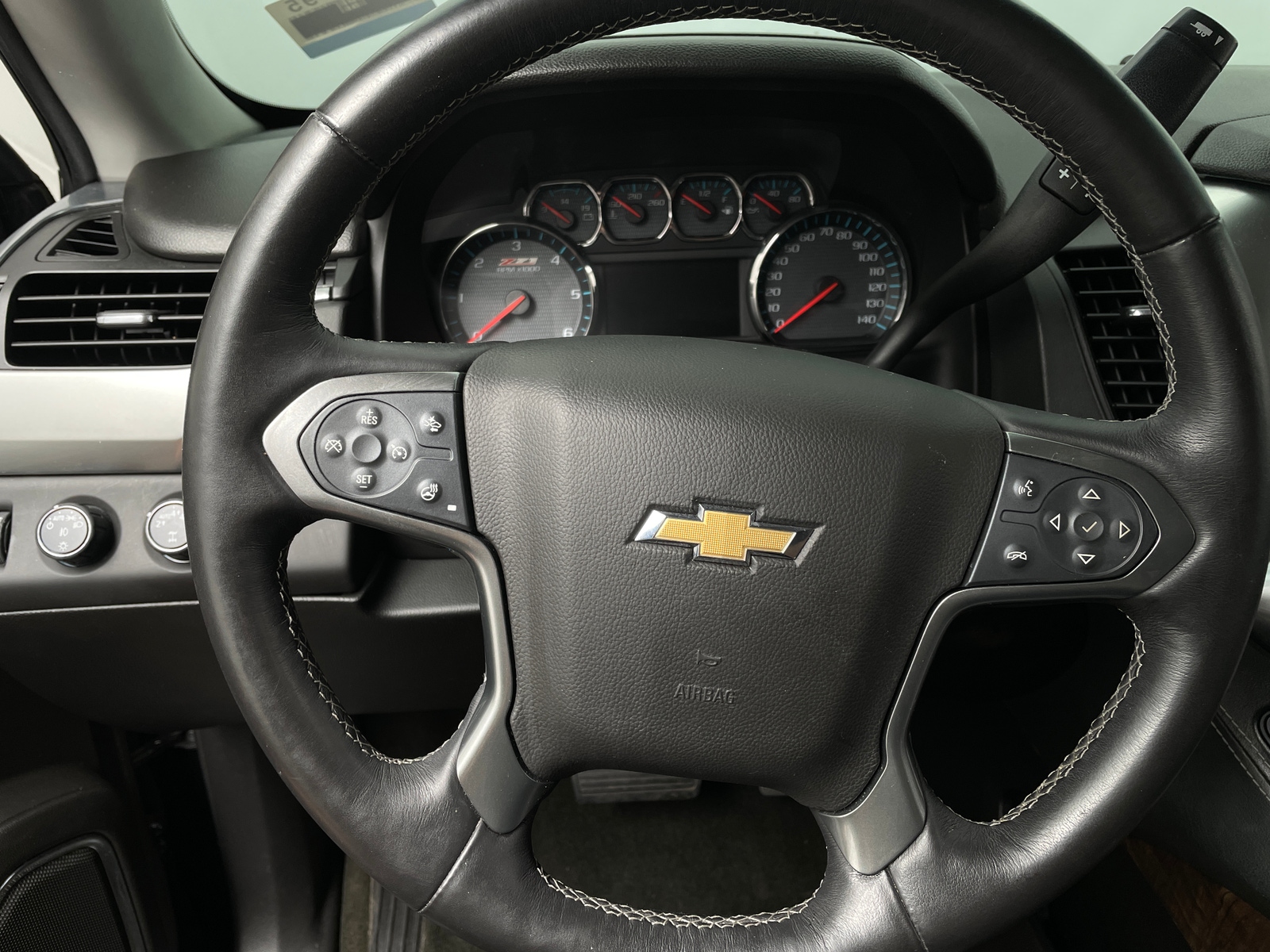Thumbnail: 2017 Chevrolet Tahoe - 4