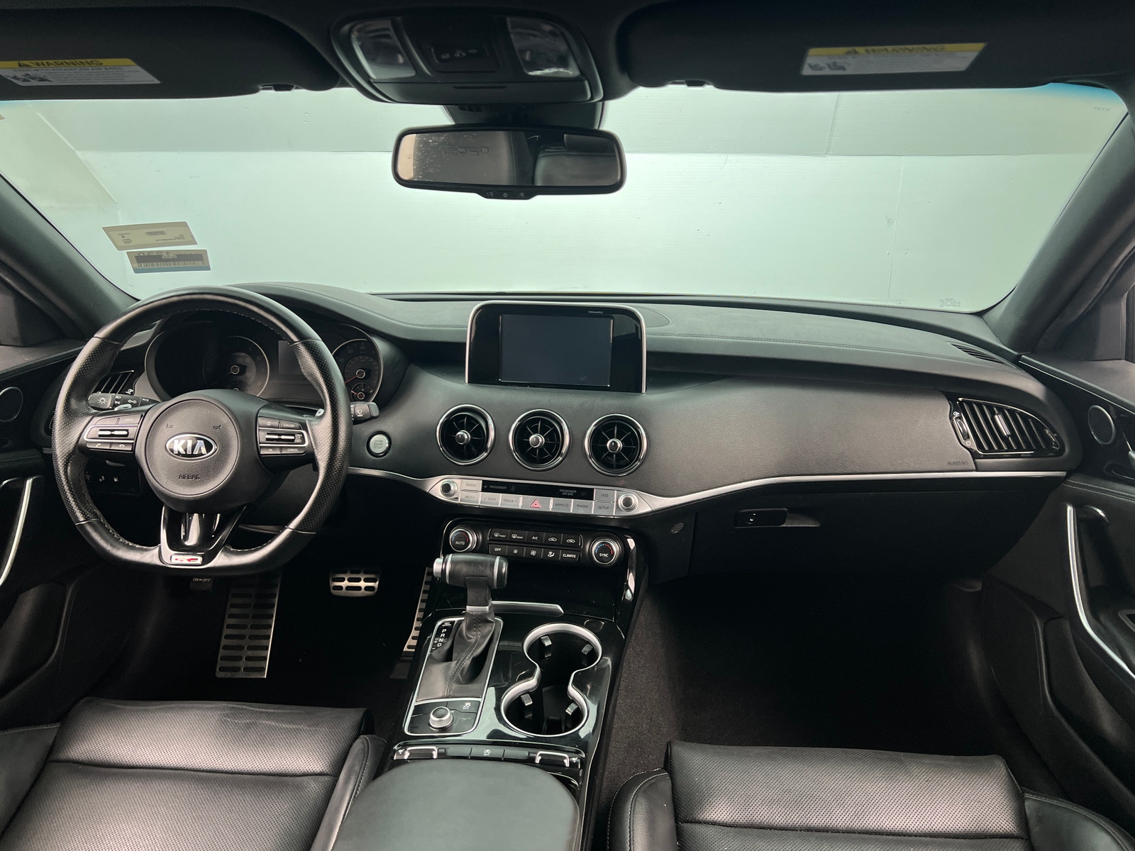 Thumbnail: 2020 Kia Stinger - 2