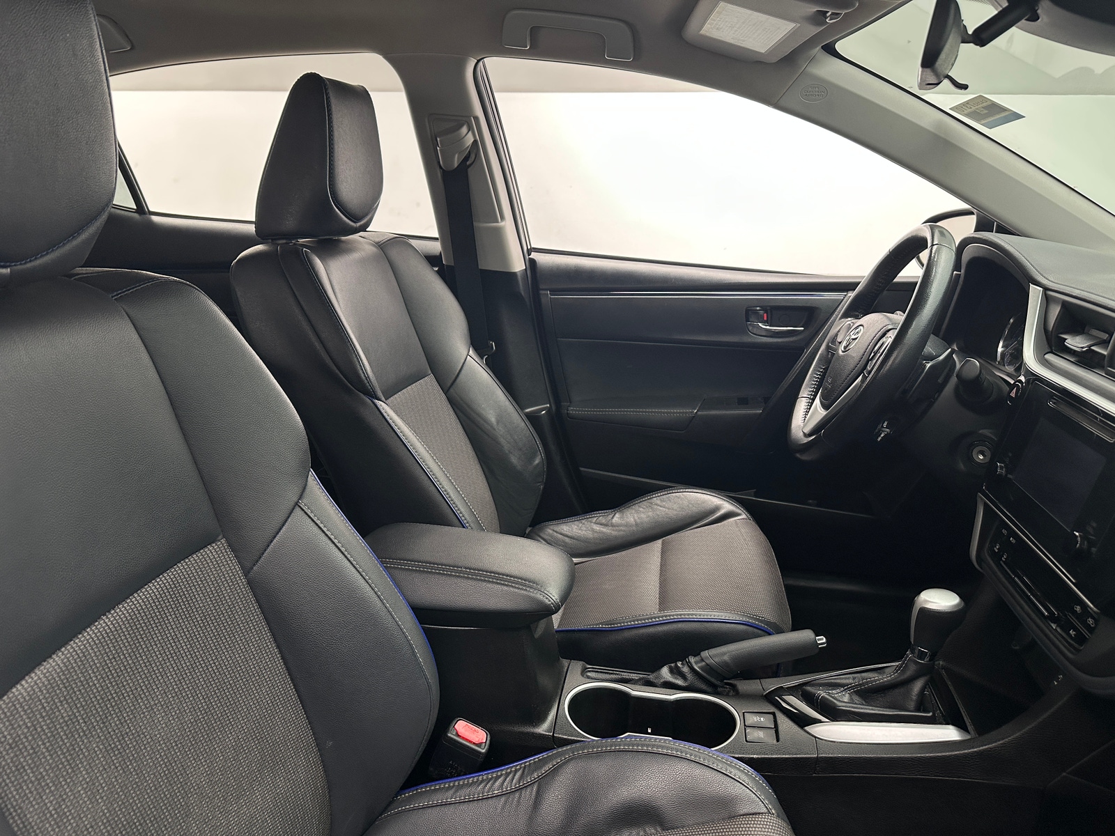 Thumbnail: 2019 Toyota Corolla - 2