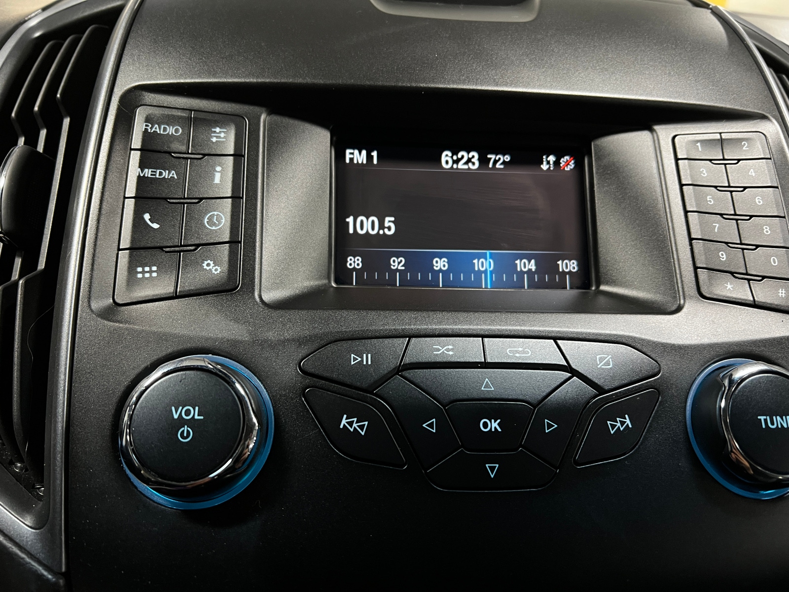 Thumbnail: 2019 Ford Edge - 4