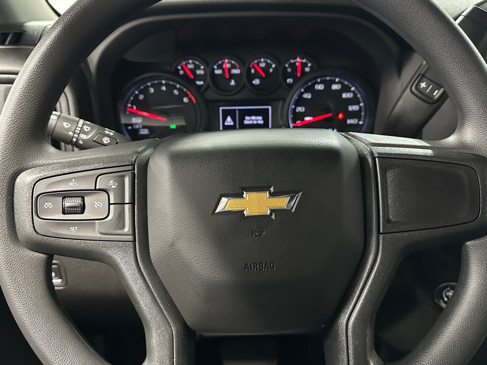 Thumbnail: 2025 Chevrolet Silverado 1500 - 5