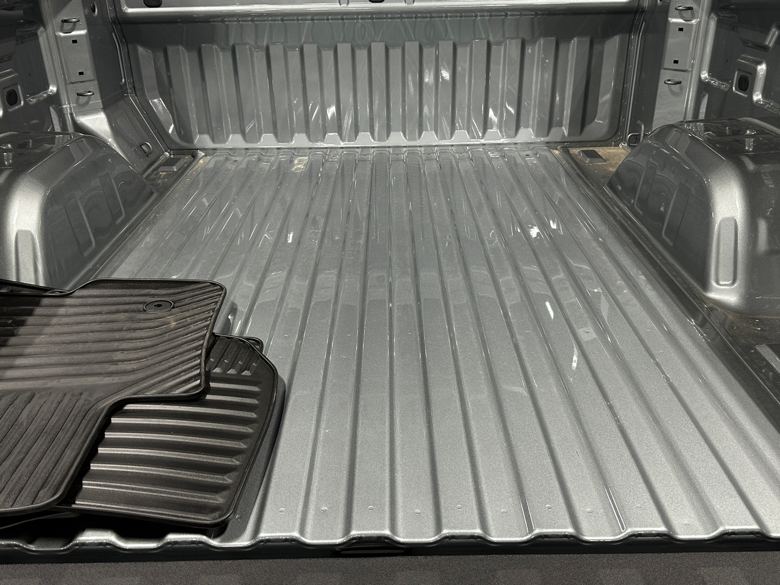 Thumbnail: 2025 Chevrolet Silverado 1500 - 7
