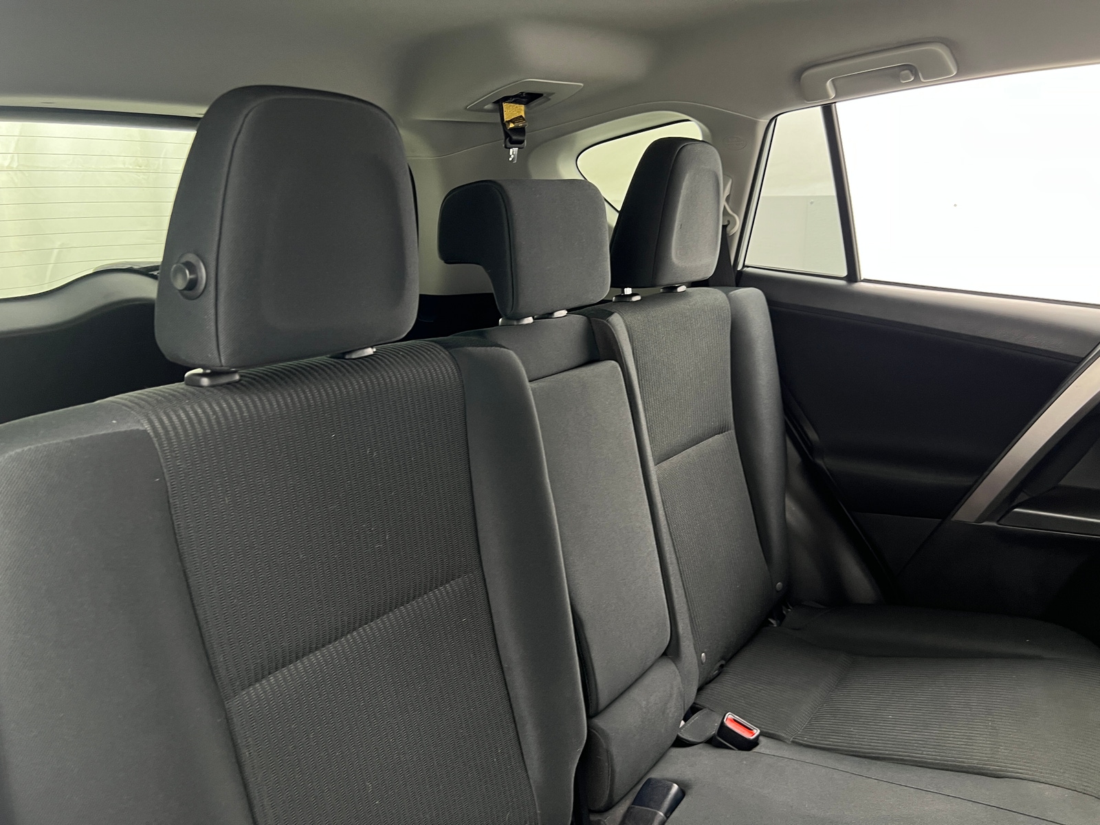 Thumbnail: 2018 Toyota RAV4 - 6