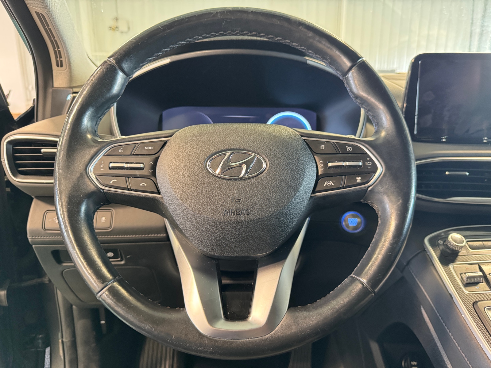 Thumbnail: 2021 Hyundai Santa Fe - 4