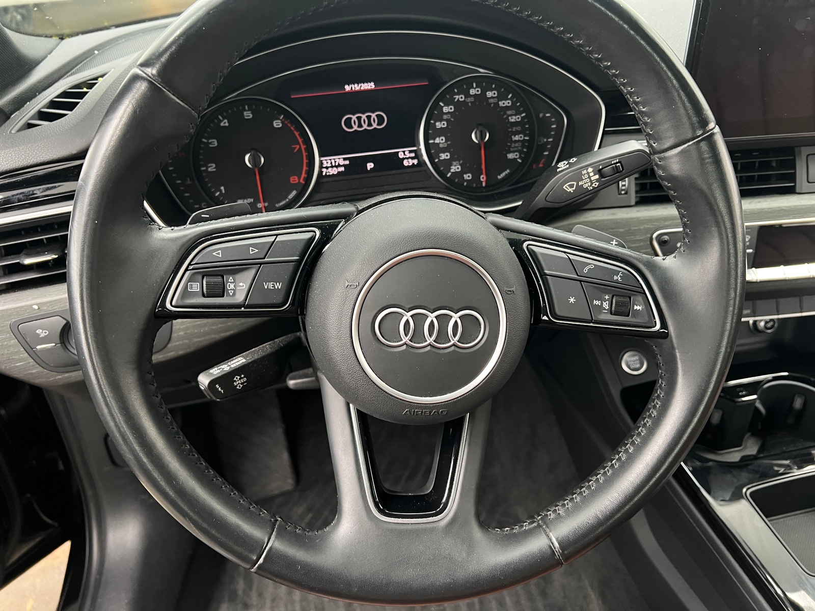 Thumbnail: 2020 Audi A4 - 4