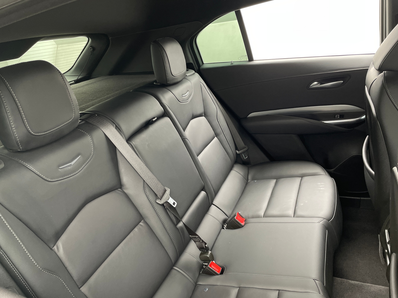 Thumbnail: 2023 Cadillac XT4 - 5
