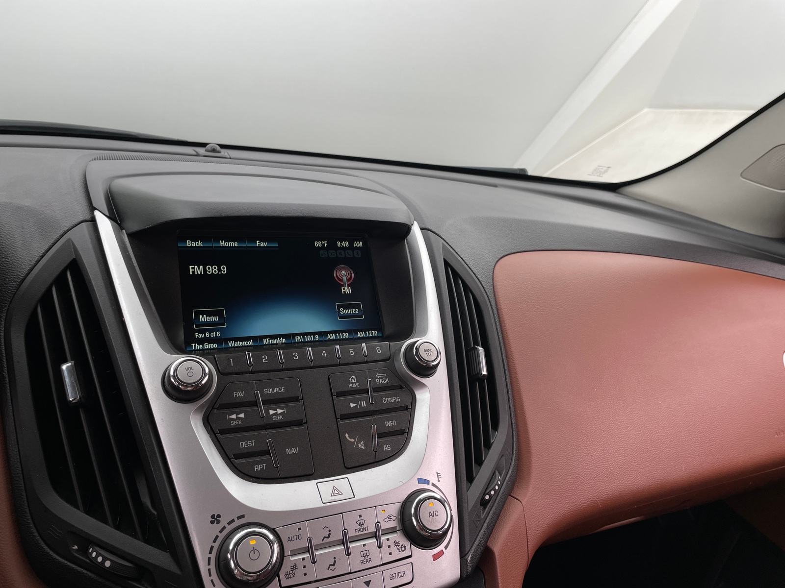 Thumbnail: 2017 Chevrolet Equinox - 3