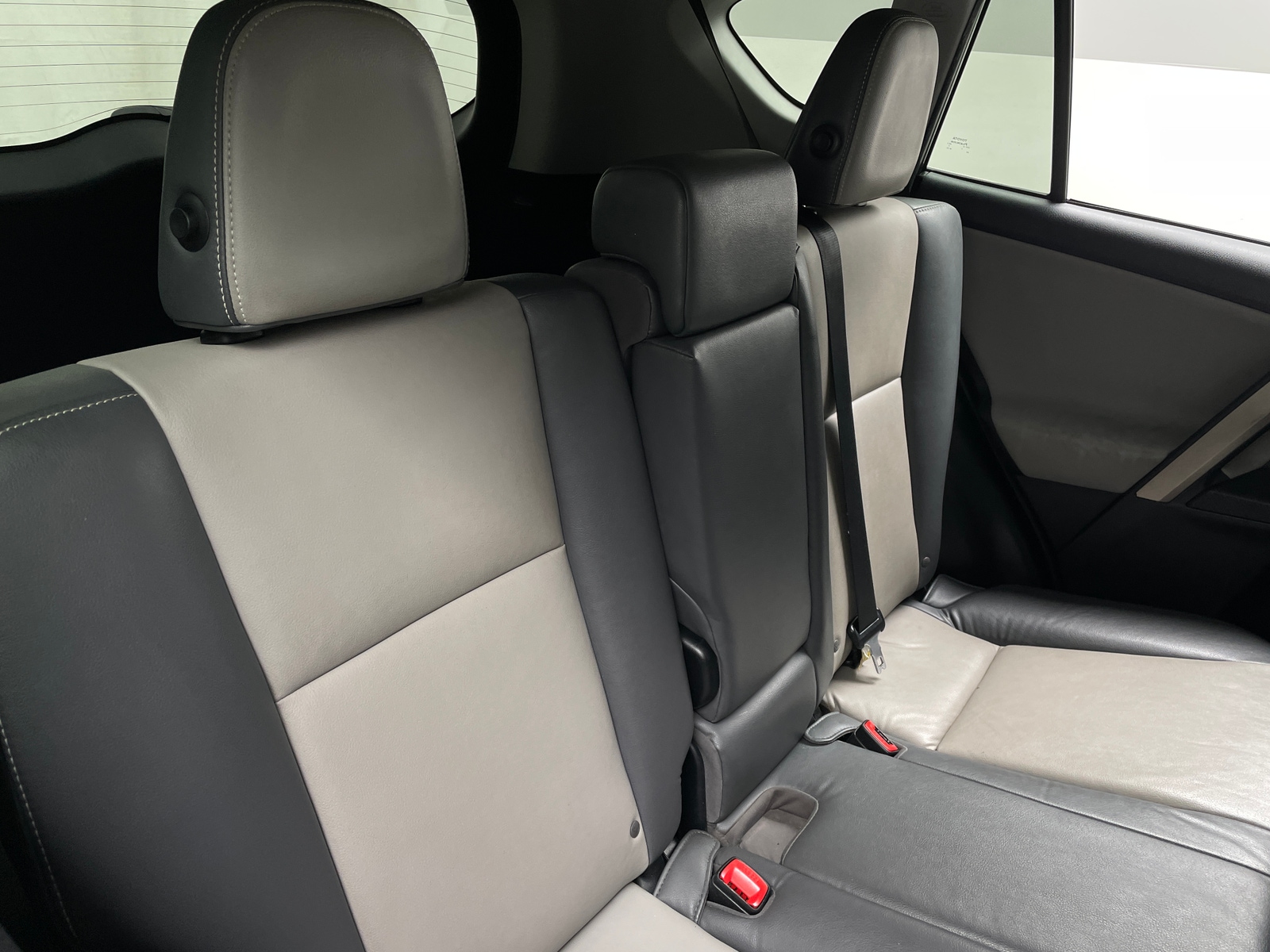 Thumbnail: 2015 Toyota RAV4 - 5