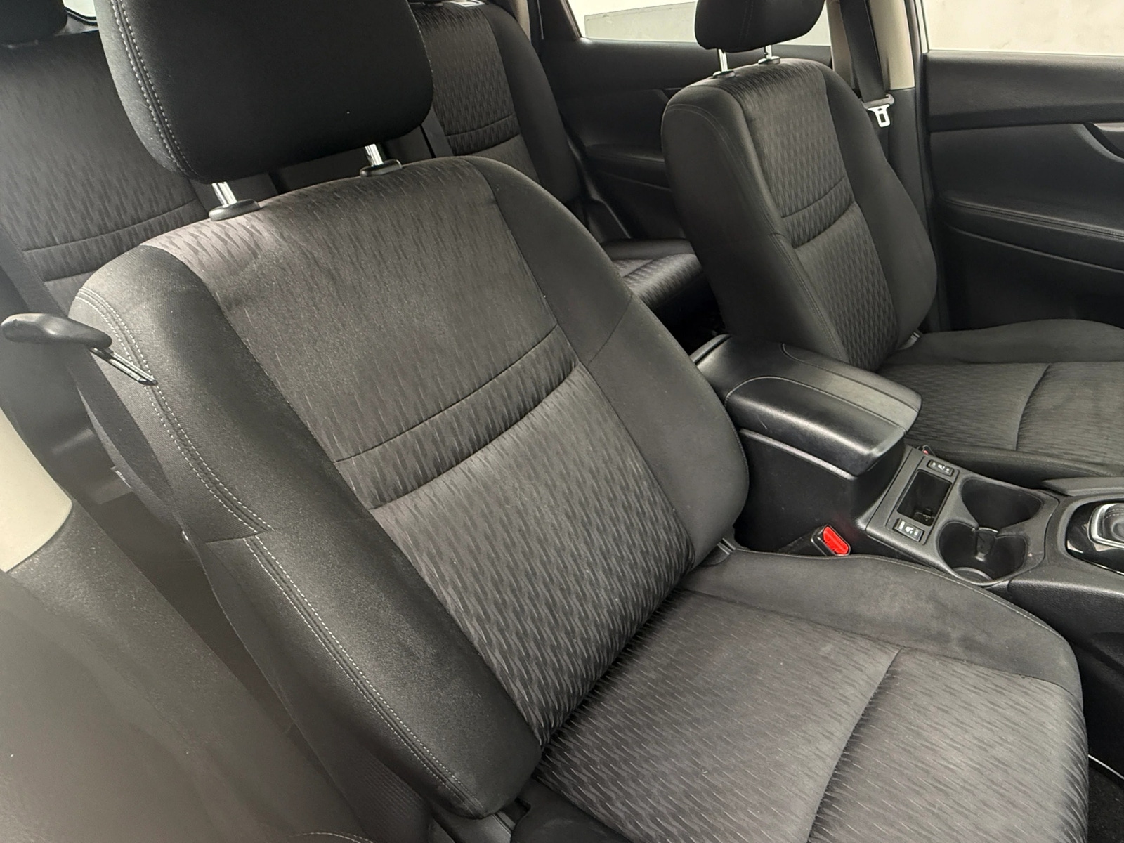 Thumbnail: 2019 Nissan Rogue - 2