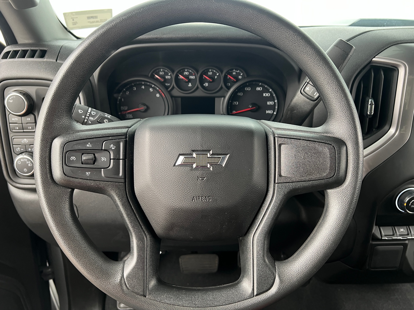 Thumbnail: 2024 Chevrolet Silverado 1500 - 5