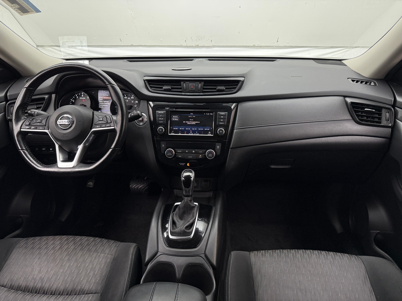 Thumbnail: 2020 Nissan Rogue - 3