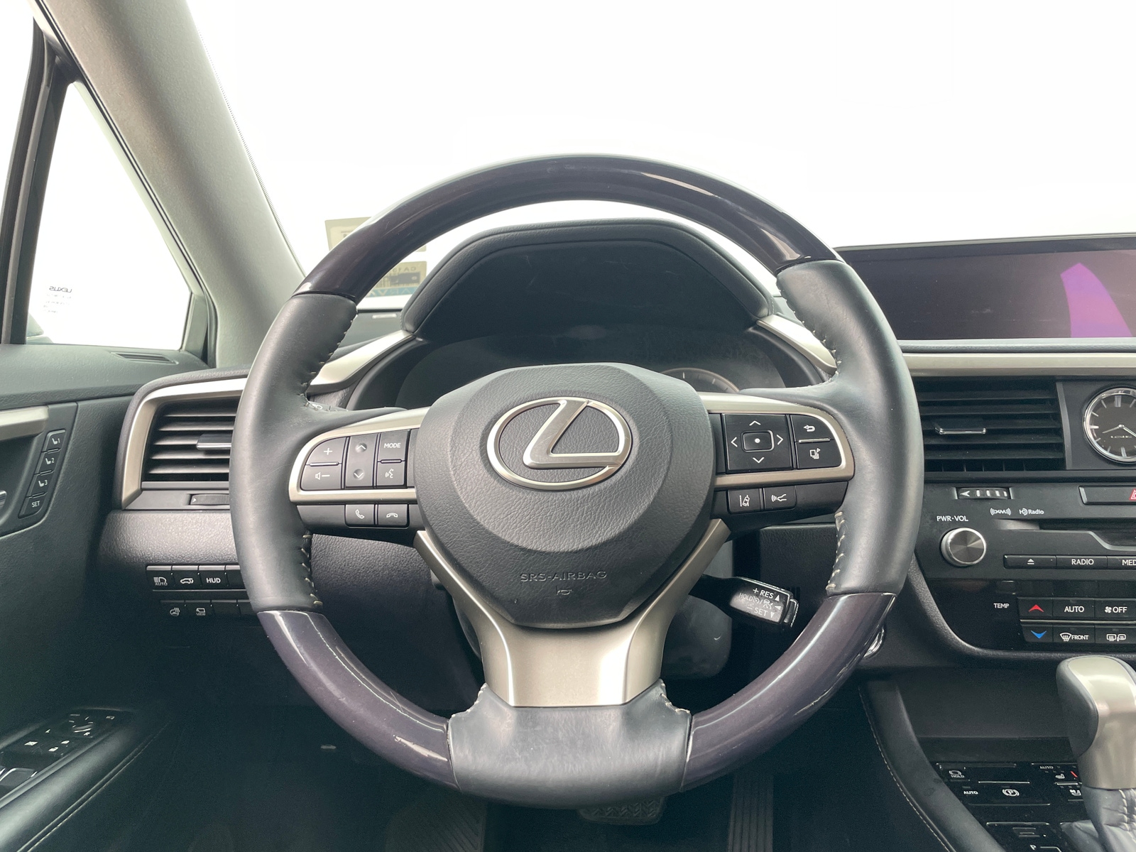 Thumbnail: 2017 Lexus RX - 5
