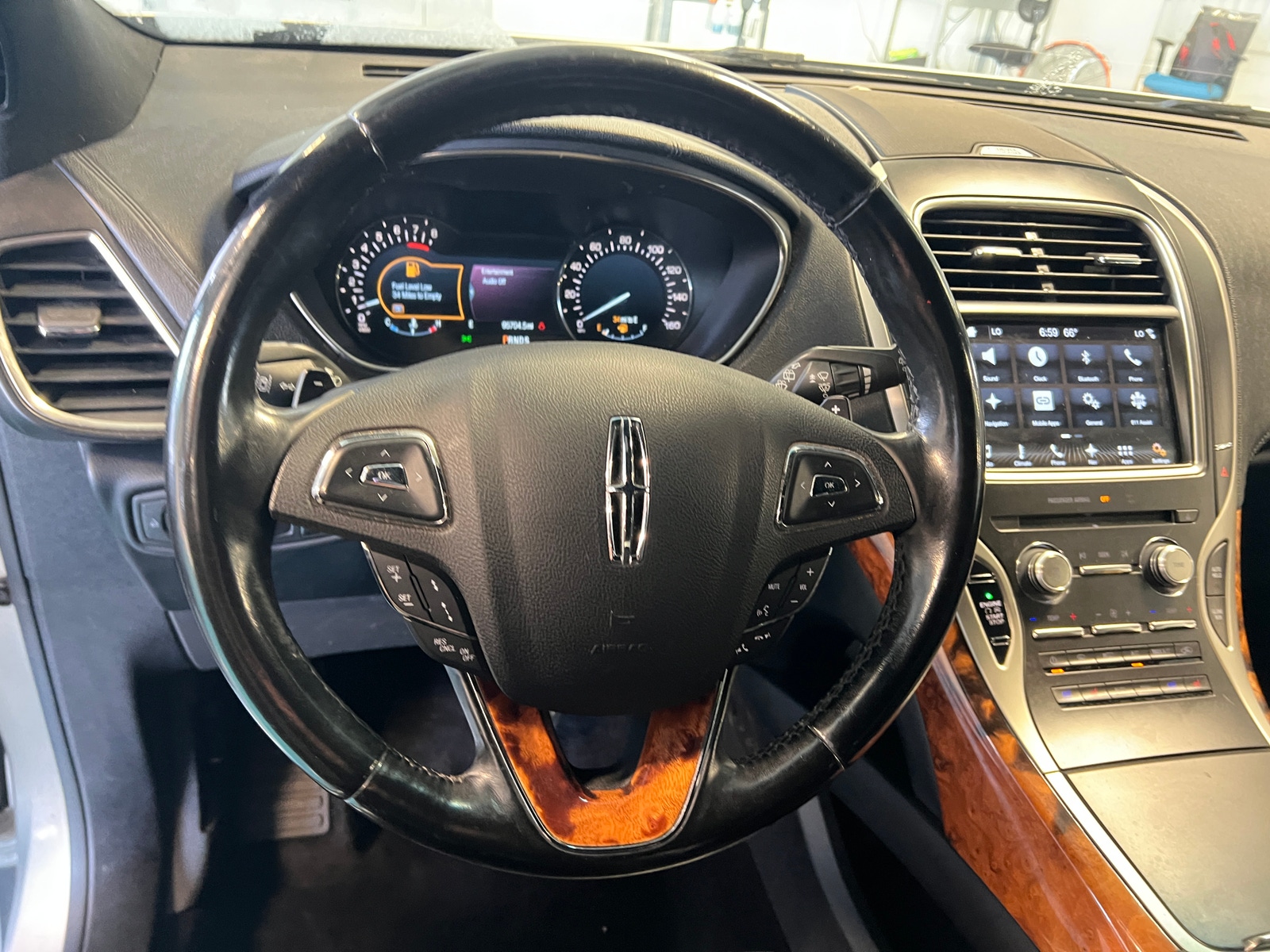 Thumbnail: 2016 Lincoln MKX - 4