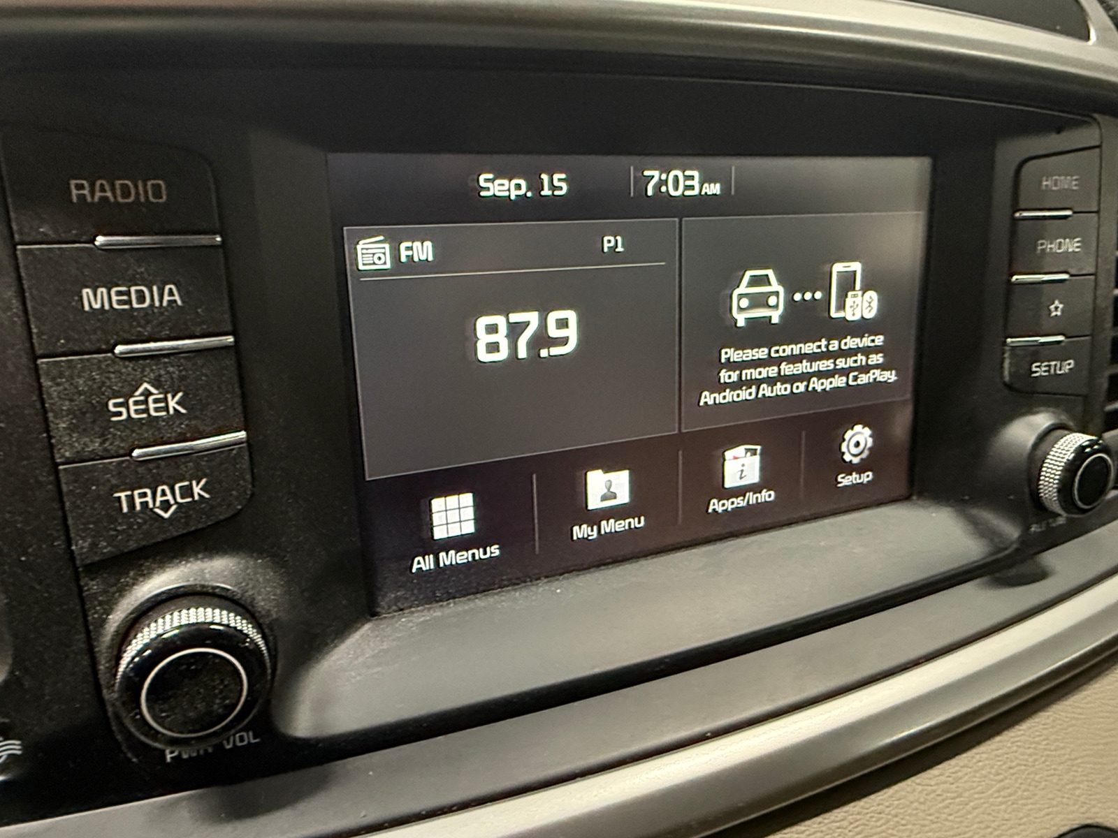 Thumbnail: 2020 Kia Sorento - 4