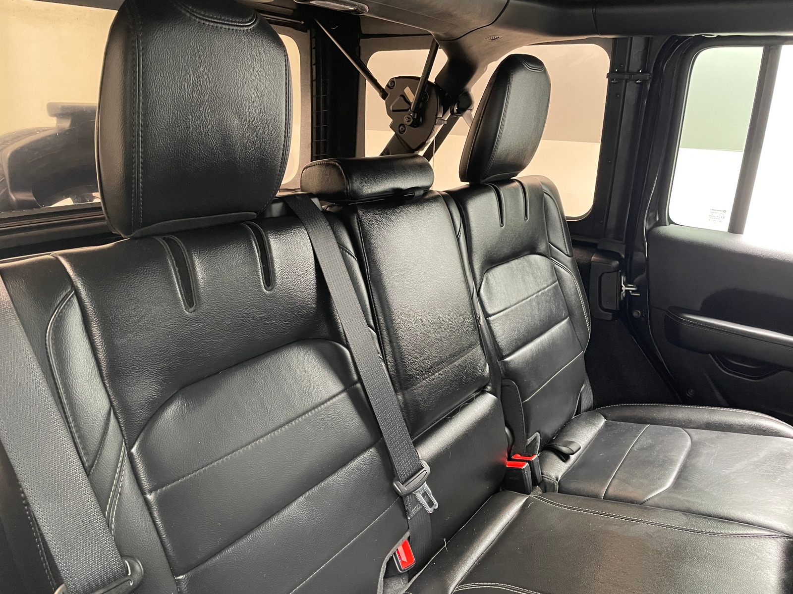 Thumbnail: 2021 Jeep Wrangler - 5