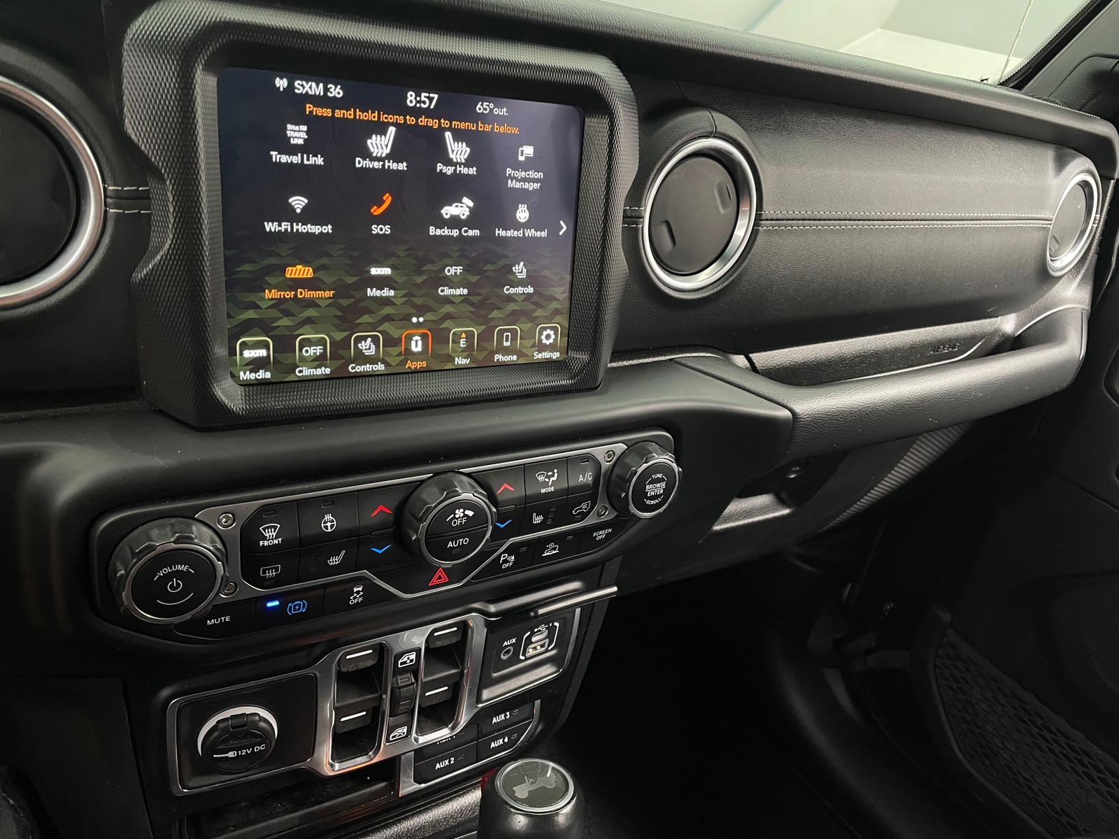 Thumbnail: 2021 Jeep Wrangler - 3