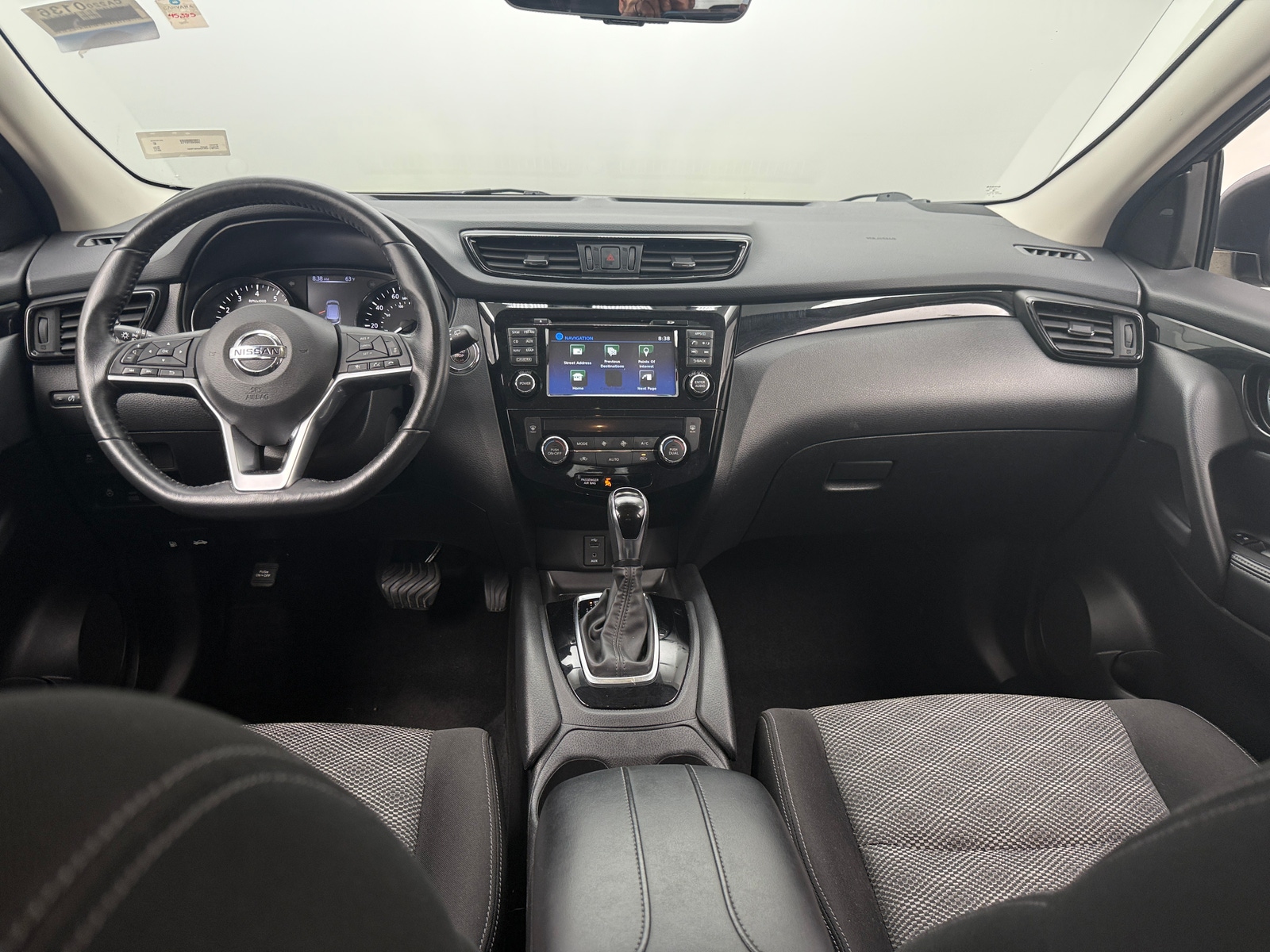 Thumbnail: 2018 Nissan Rogue Sport - 3