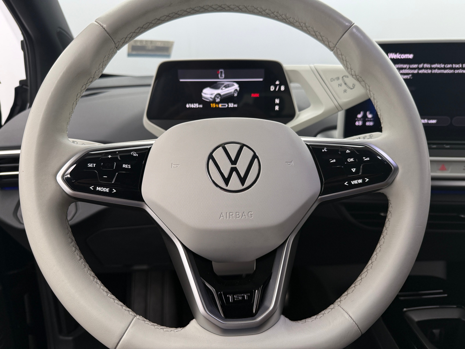 Thumbnail: 2021 Volkswagen ID.4 - 4
