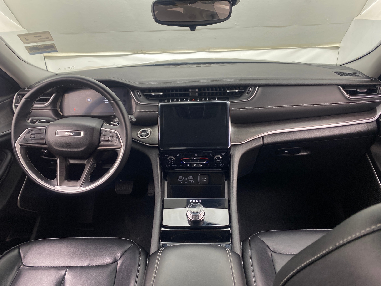 Thumbnail: 2022 Jeep Grand Cherokee L - 2
