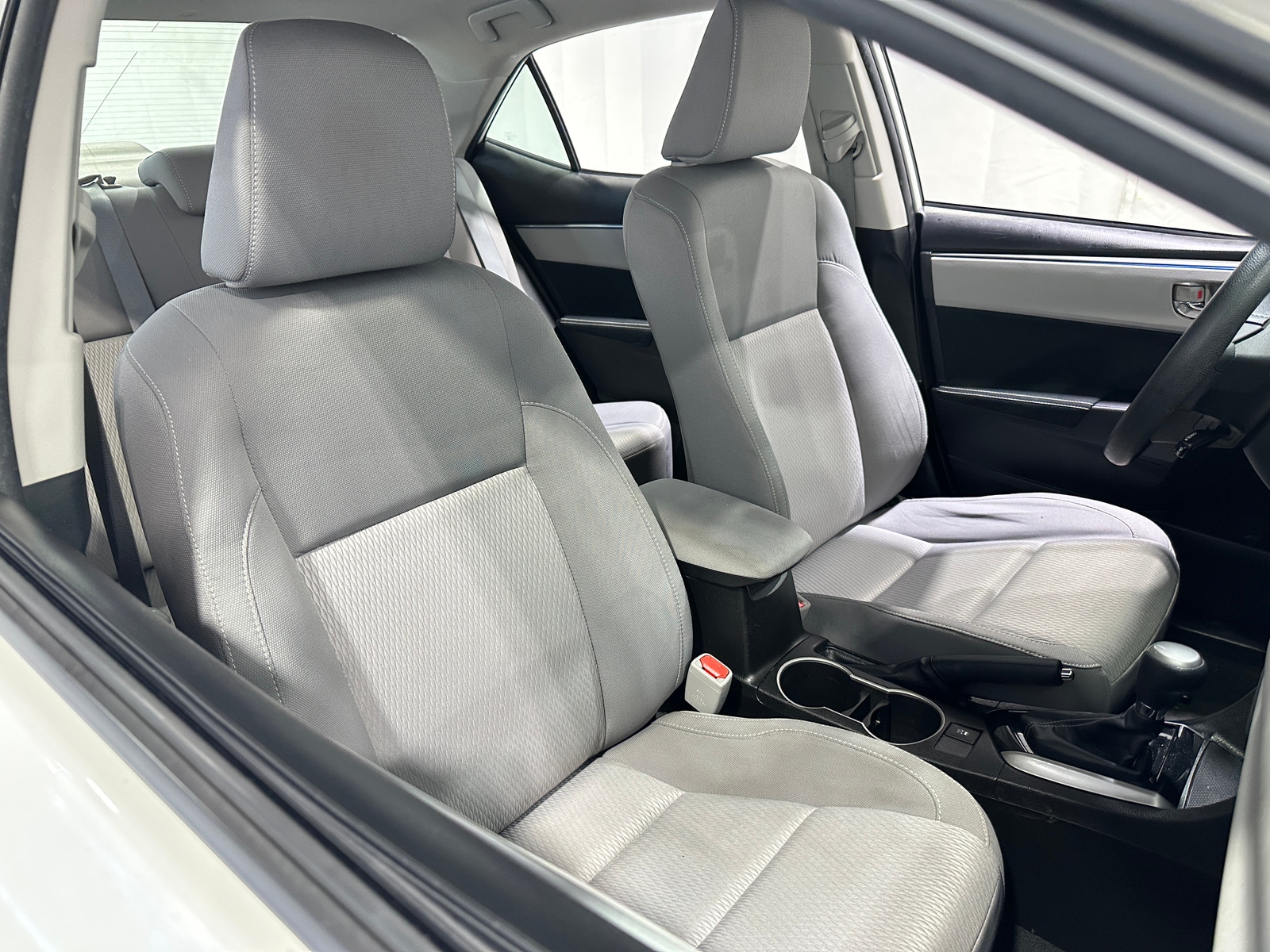 Thumbnail: 2014 Toyota Corolla - 2