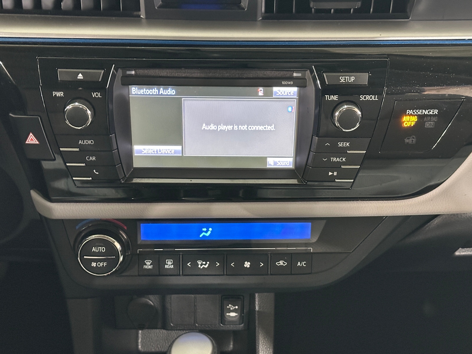 Thumbnail: 2014 Toyota Corolla - 4