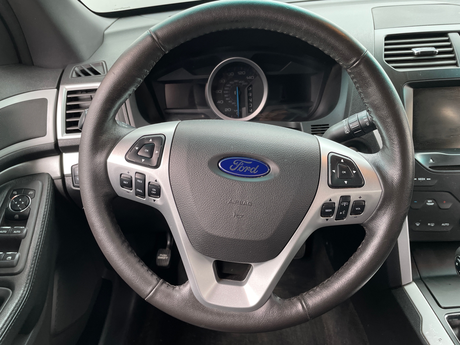 Thumbnail: 2014 Ford Explorer - 4