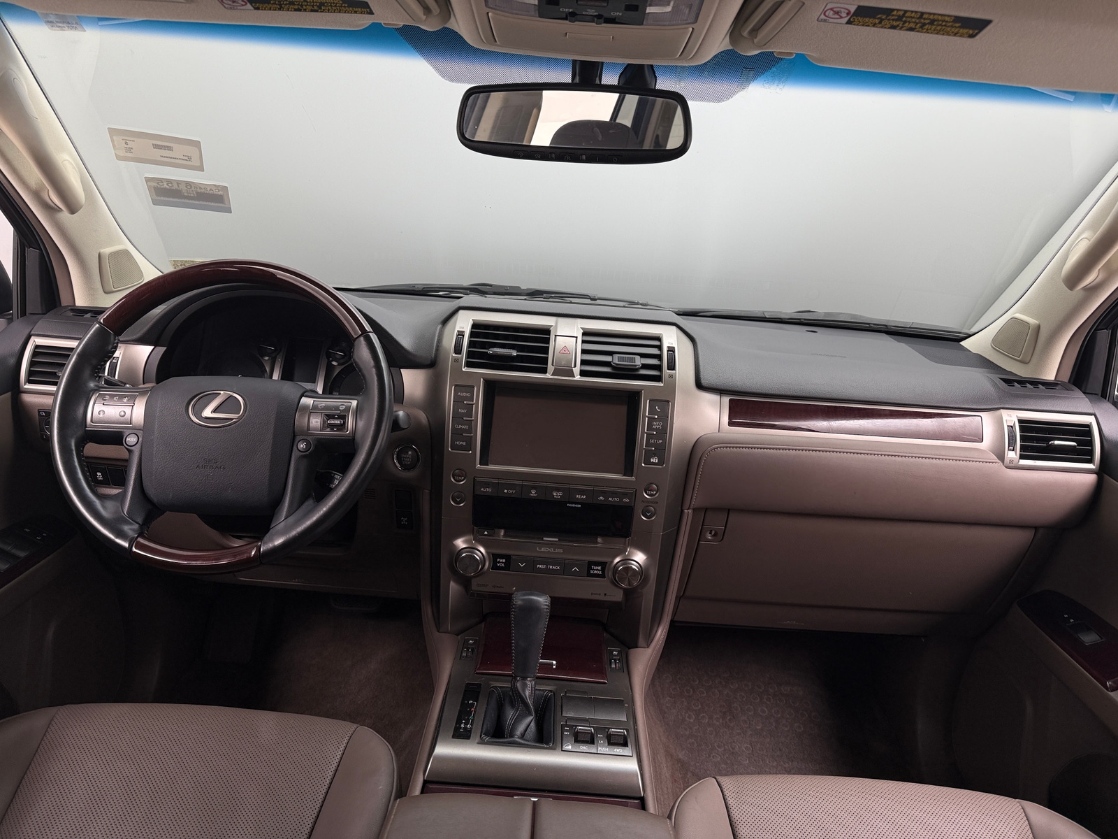 Thumbnail: 2019 Lexus GX - 2