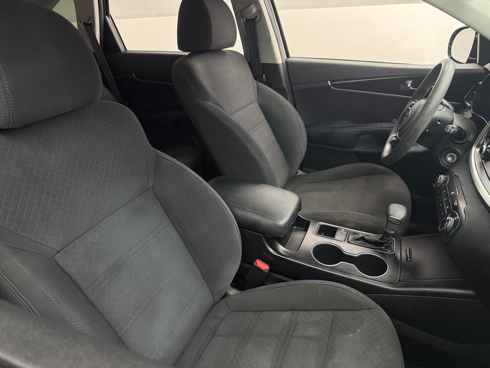 Thumbnail: 2019 Kia Sorento - 2