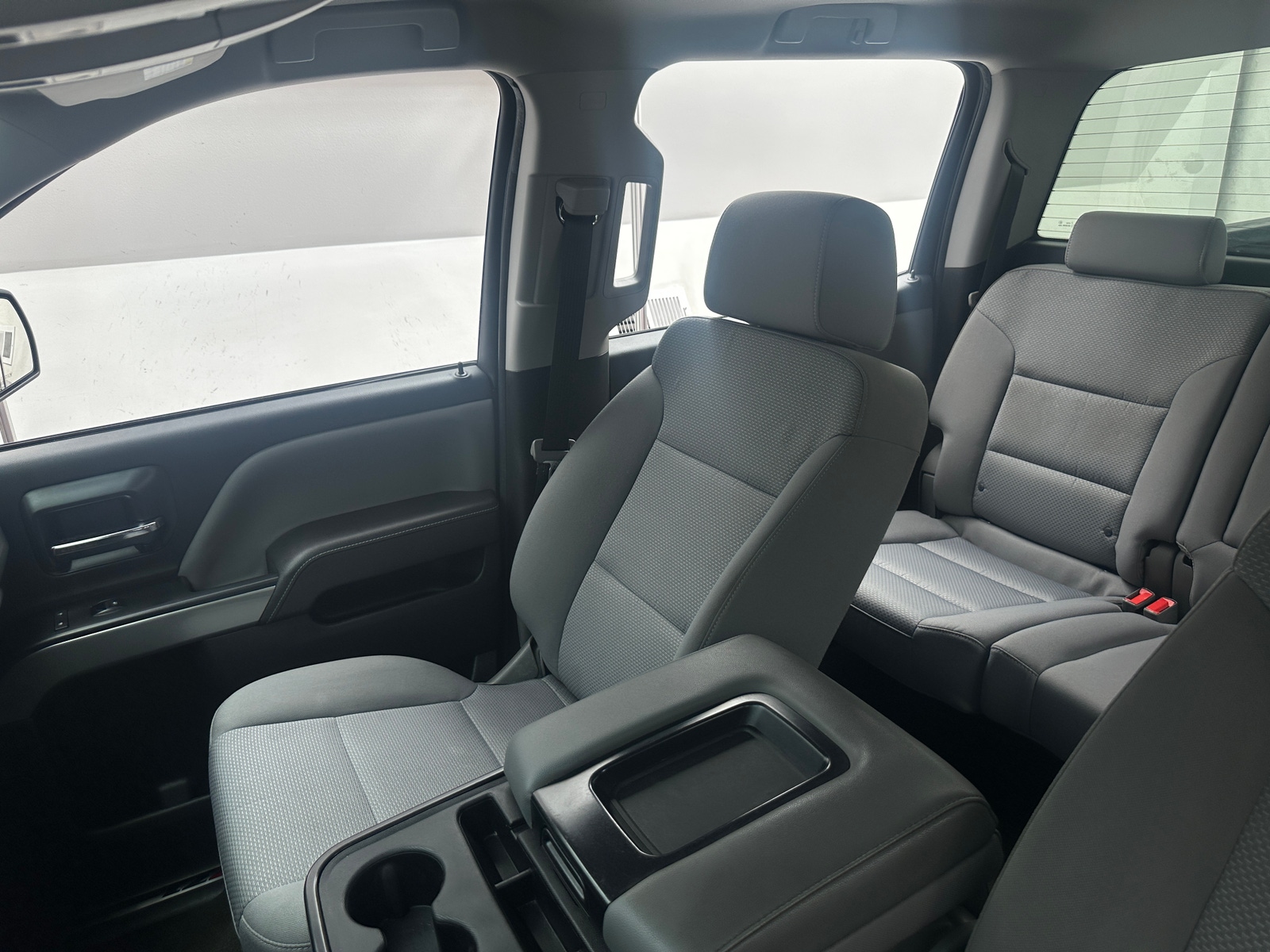 Thumbnail: 2018 Chevrolet Silverado 1500 - 2