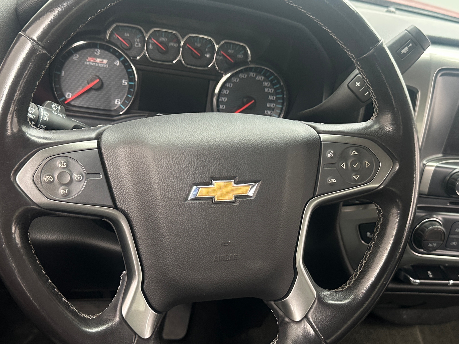 Thumbnail: 2018 Chevrolet Silverado 1500 - 5