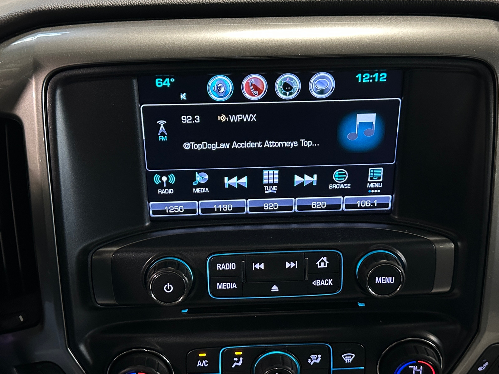 Thumbnail: 2018 Chevrolet Silverado 1500 - 4