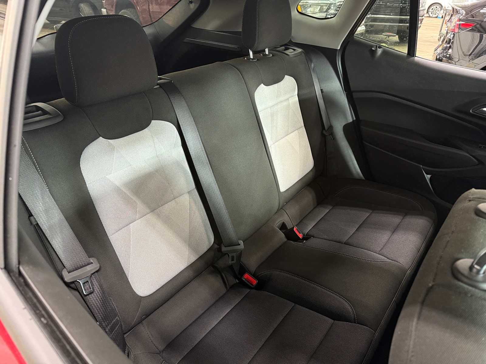 Thumbnail: 2025 Chevrolet Trax - 6