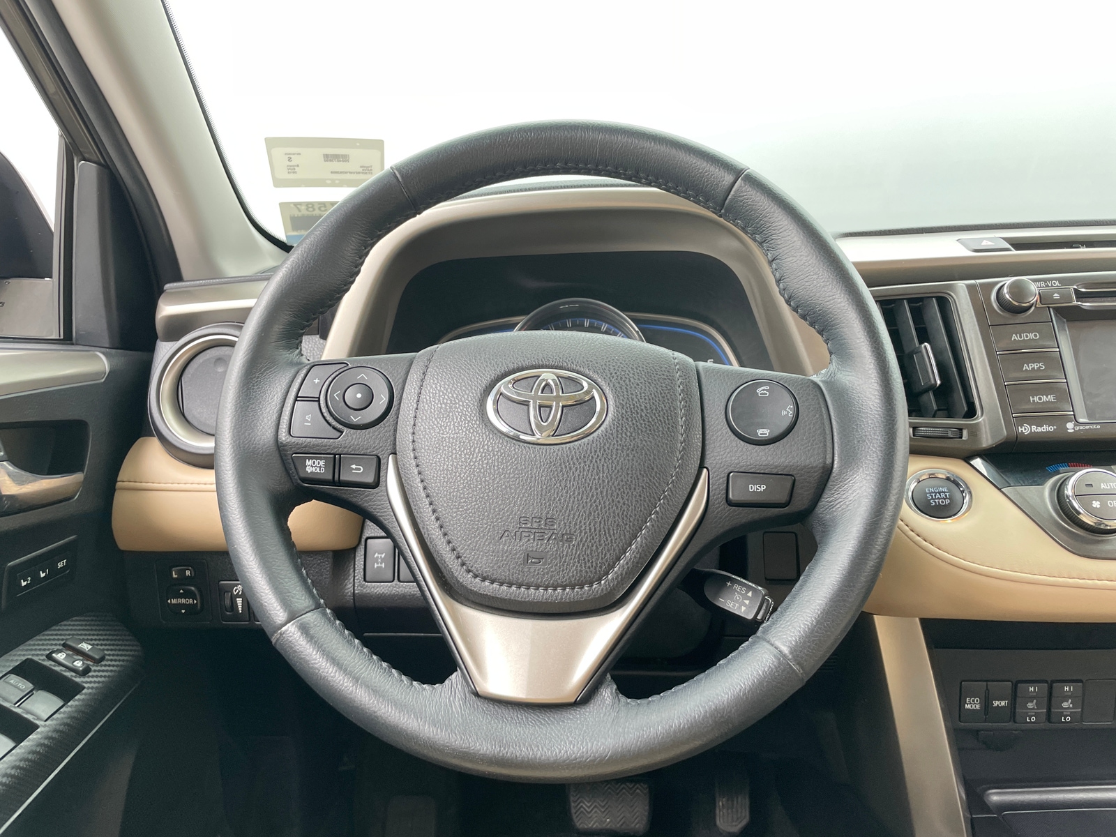 Thumbnail: 2015 Toyota RAV4 - 4