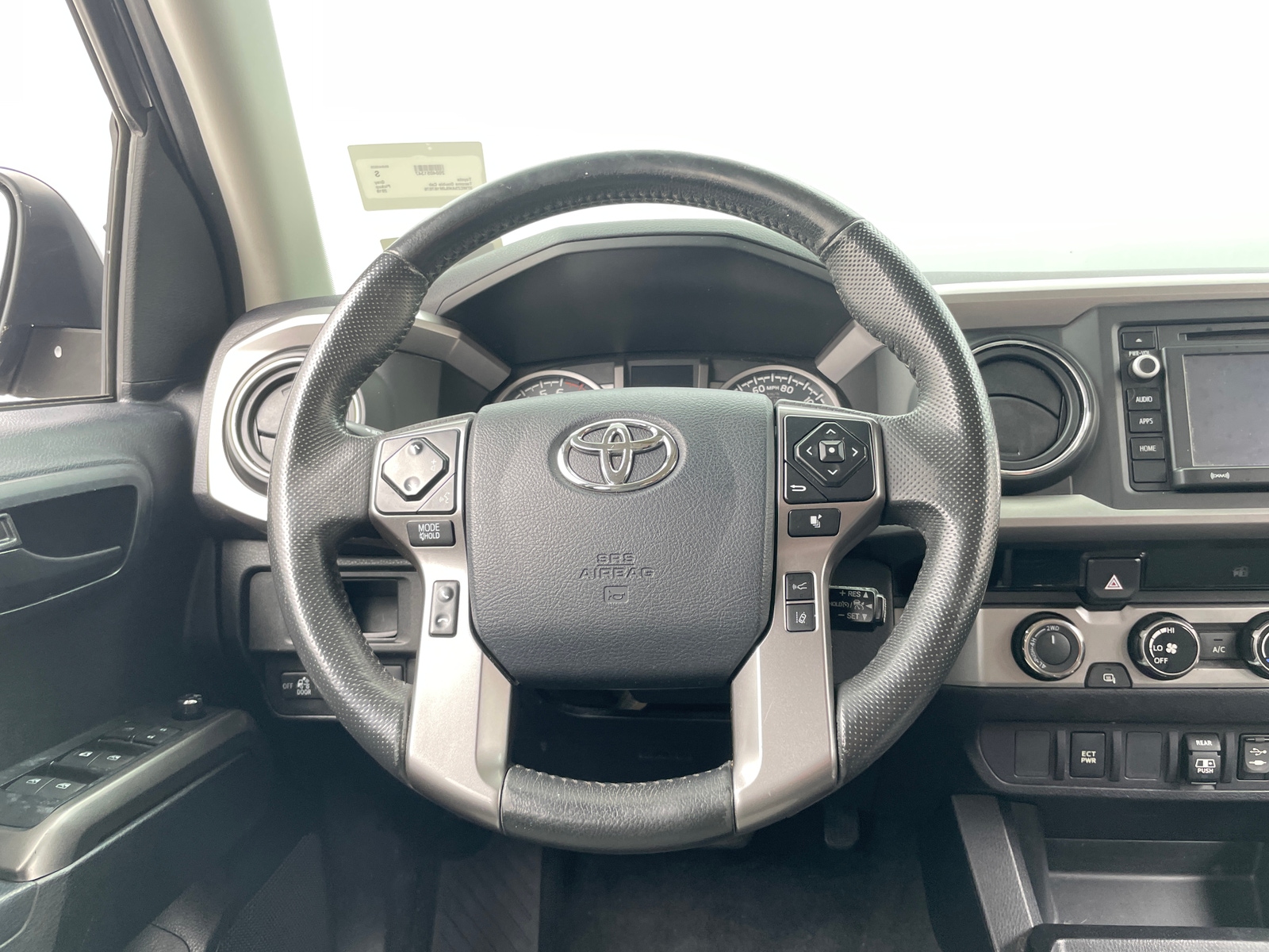 Thumbnail: 2018 Toyota Tacoma - 5