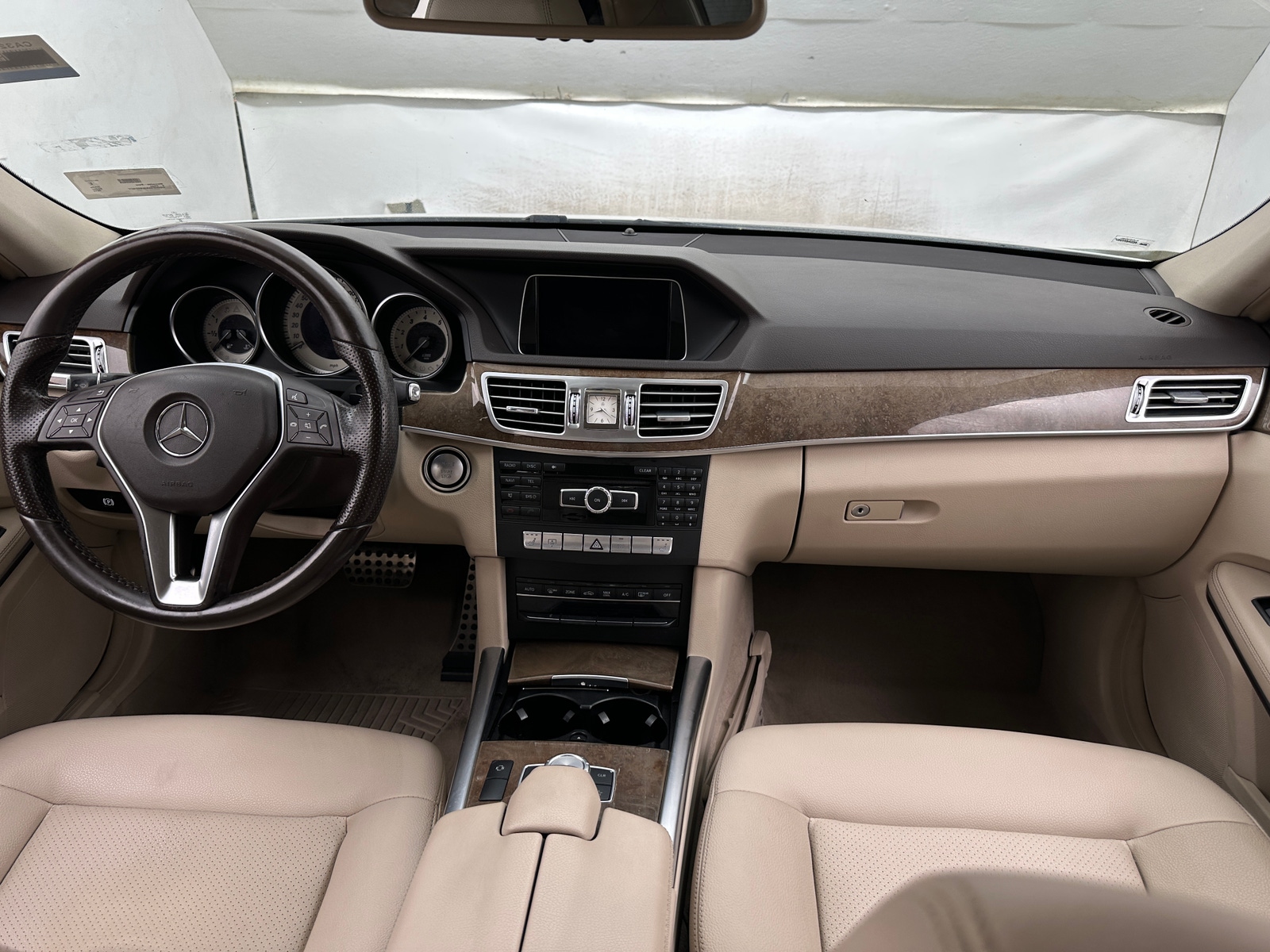 Thumbnail: 2014 Mercedes-Benz E-Class - 2