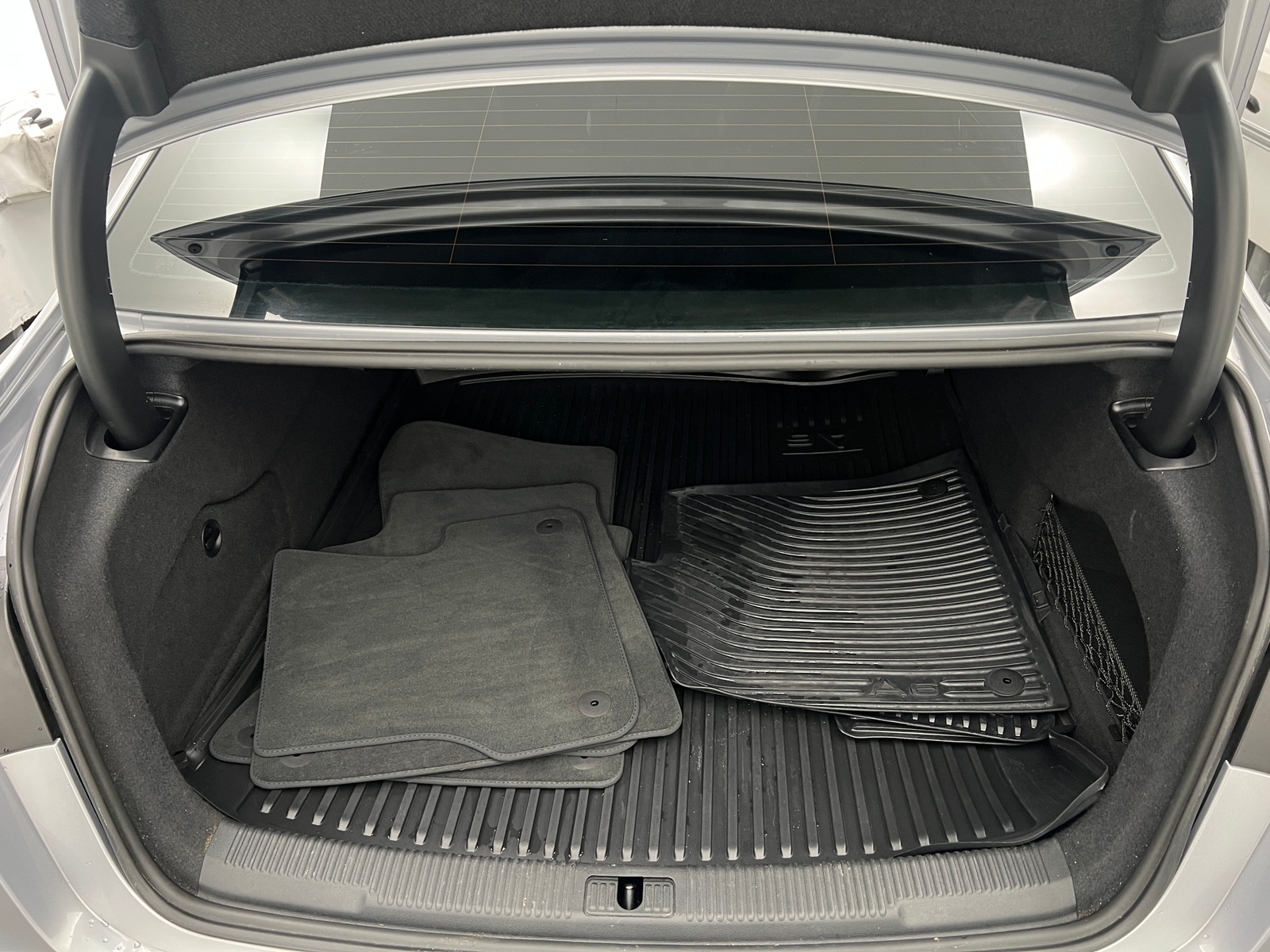 Thumbnail: 2018 Audi A6 - 6