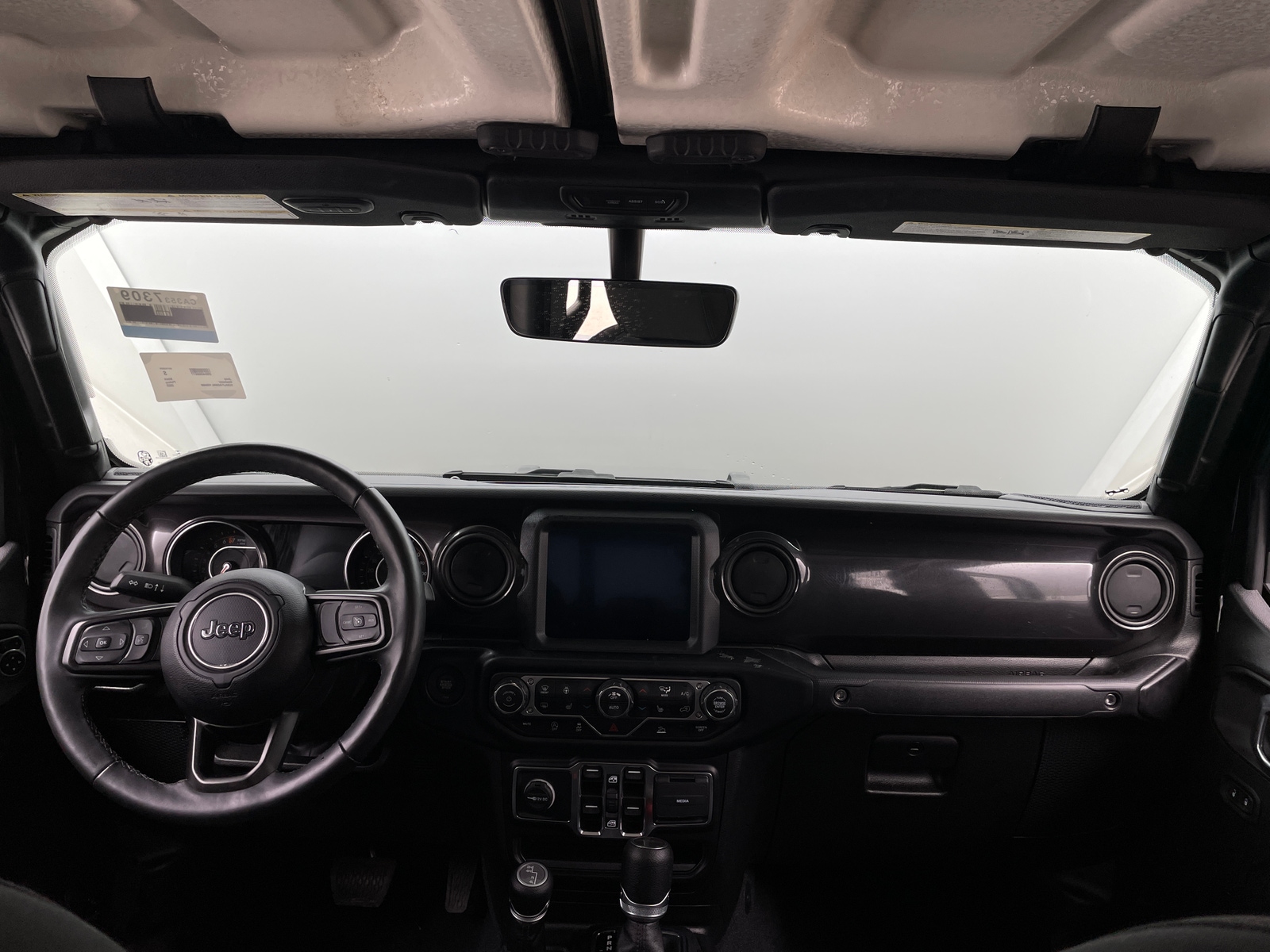 Thumbnail: 2022 Jeep Gladiator - 3