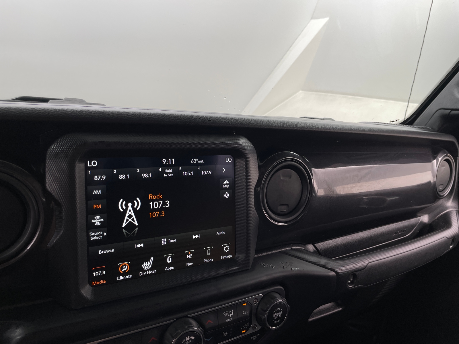 Thumbnail: 2022 Jeep Gladiator - 4