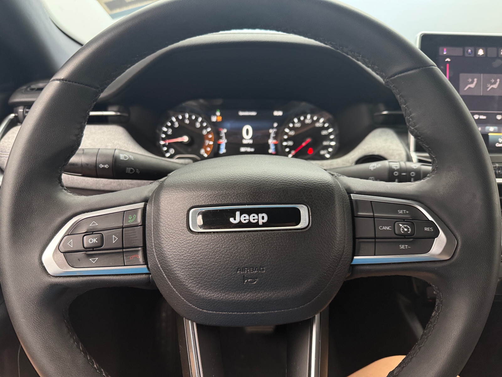 Thumbnail: 2023 Jeep Compass - 4