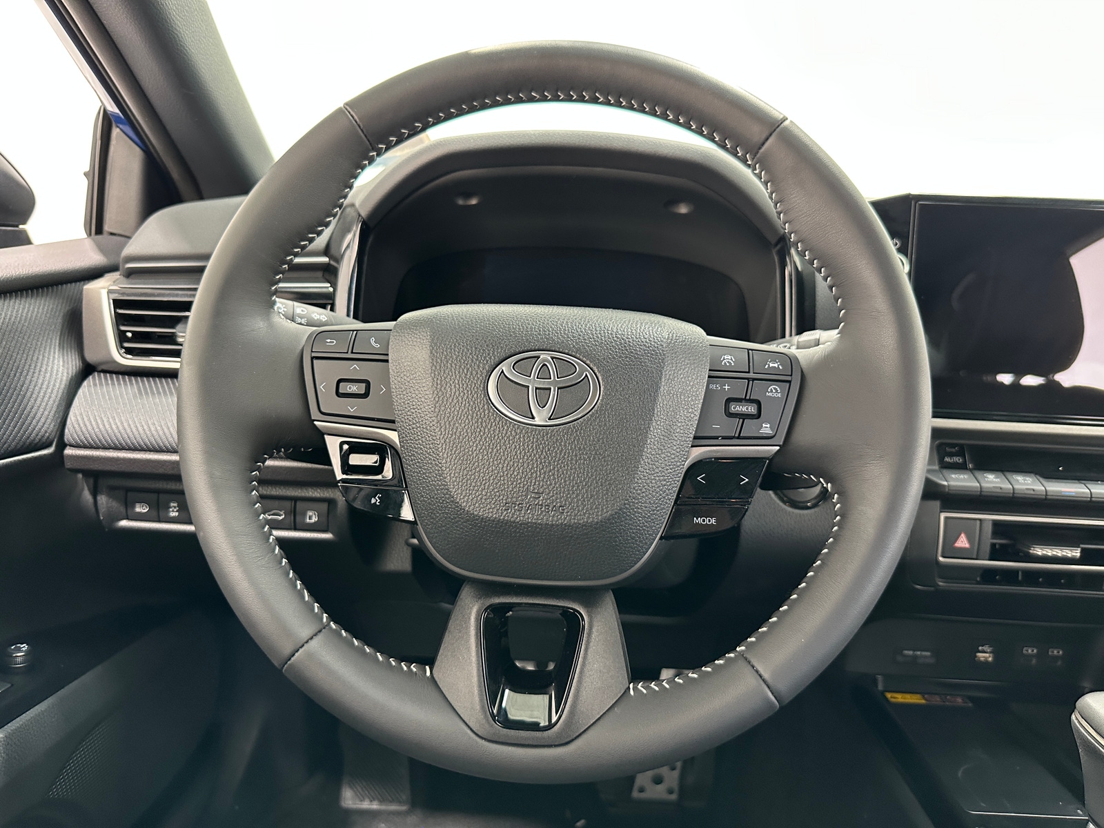 Thumbnail: 2025 Toyota Camry - 5