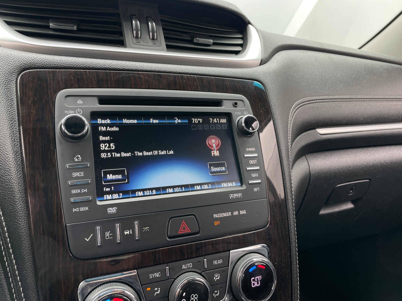 Thumbnail: 2016 Chevrolet Traverse - 4