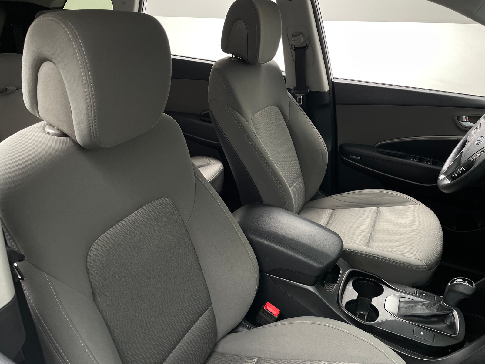 Thumbnail: 2015 Hyundai Santa Fe - 2