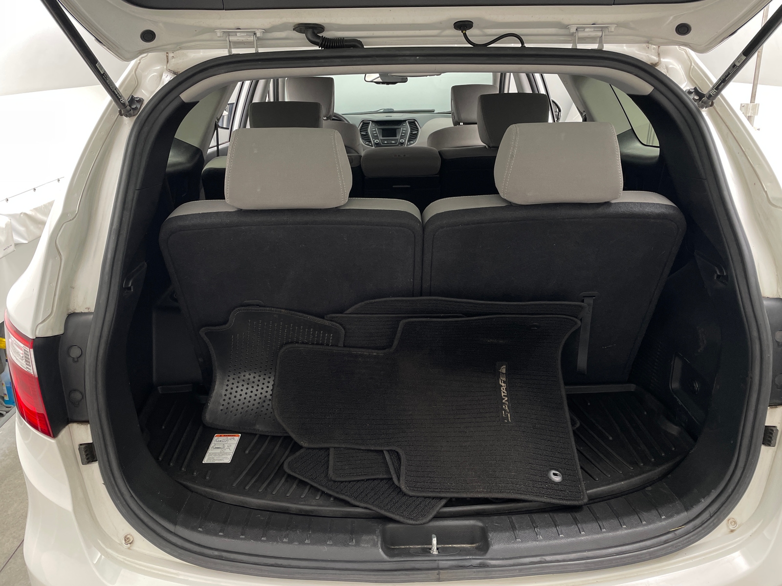 Thumbnail: 2015 Hyundai Santa Fe - 7