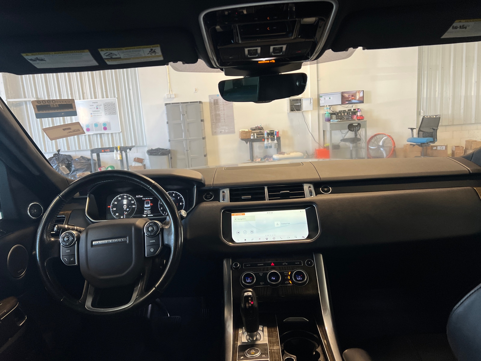 Thumbnail: 2017 Land Rover Range Rover Sport - 2