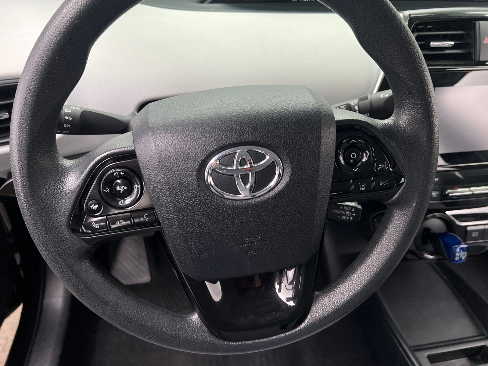 Thumbnail: 2022 Toyota Prius - 5