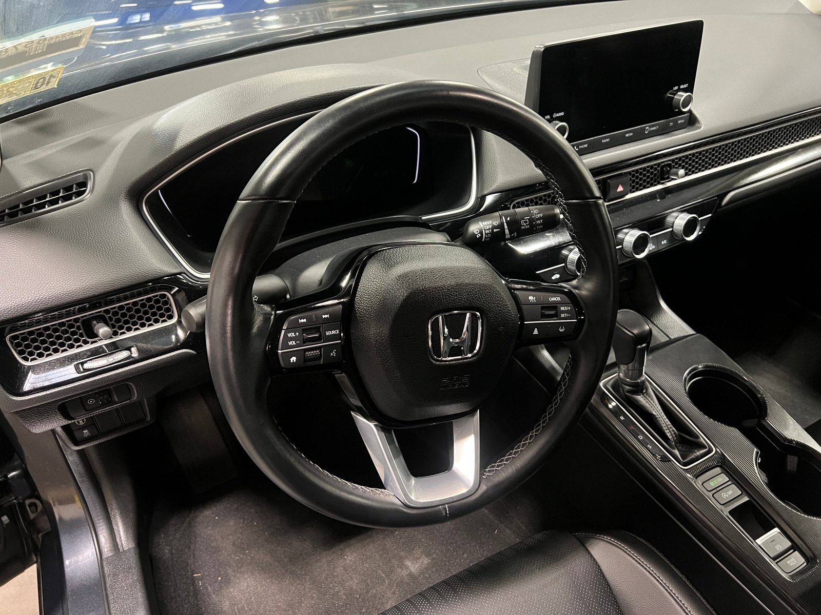 Thumbnail: 2024 Honda Civic - 4