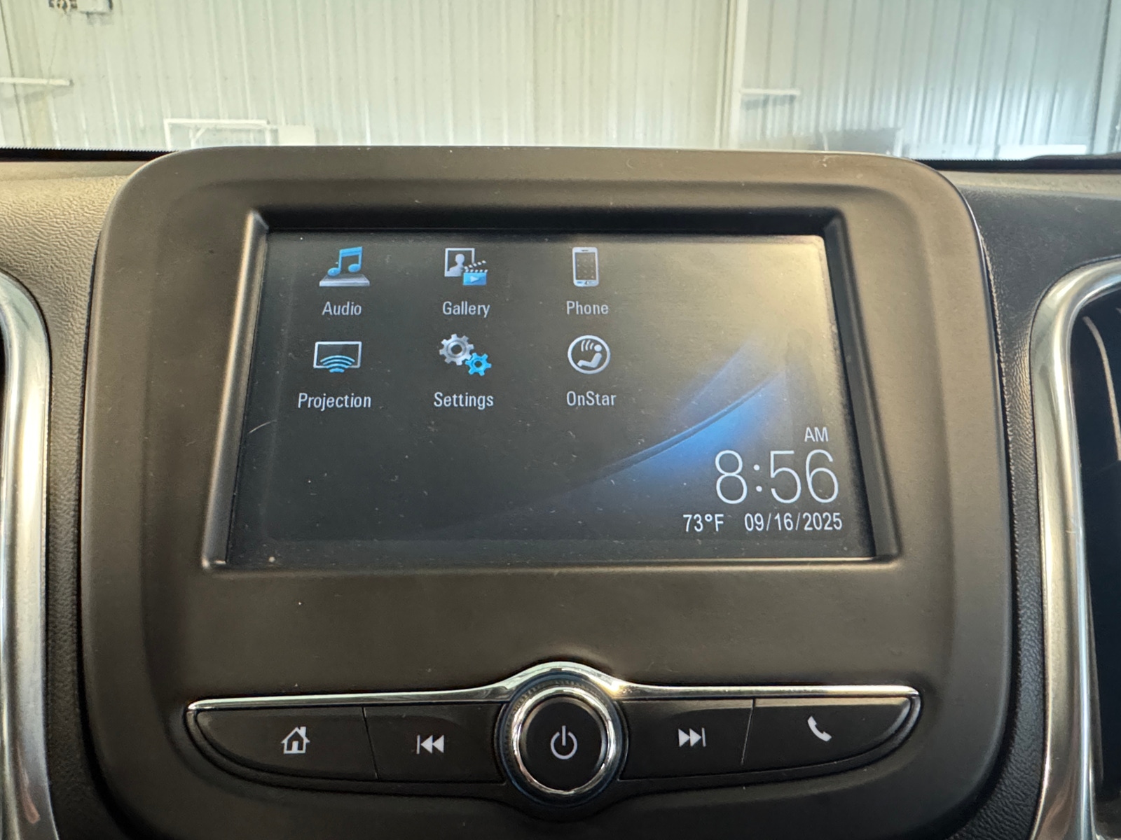 Thumbnail: 2018 Chevrolet Equinox - 4